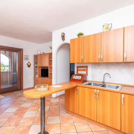 Apartament I Lecci San Teodoro (Sardinia)
