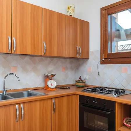 I Lecci Apartament *